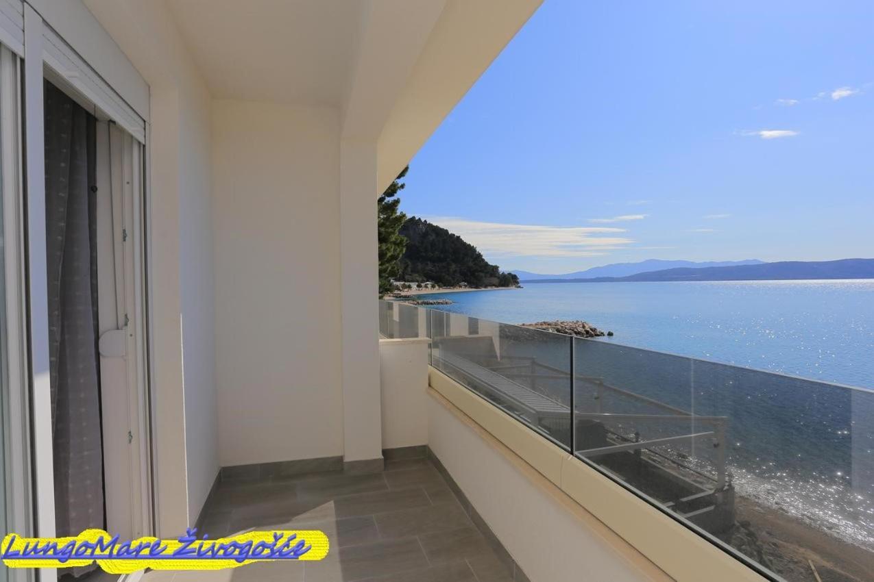 Apartmants Villa Lungo Mare Живогоще Екстер'єр фото