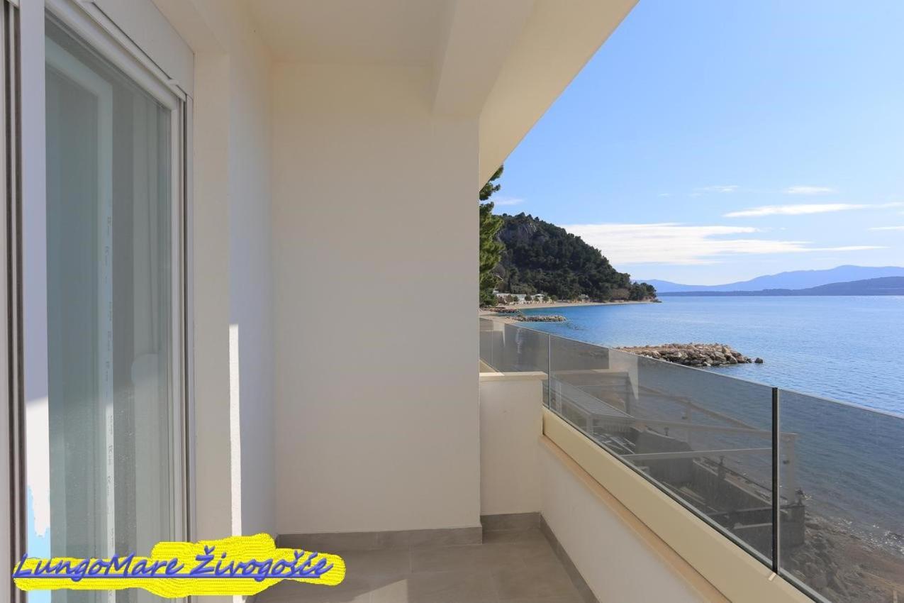 Apartmants Villa Lungo Mare Живогоще Екстер'єр фото