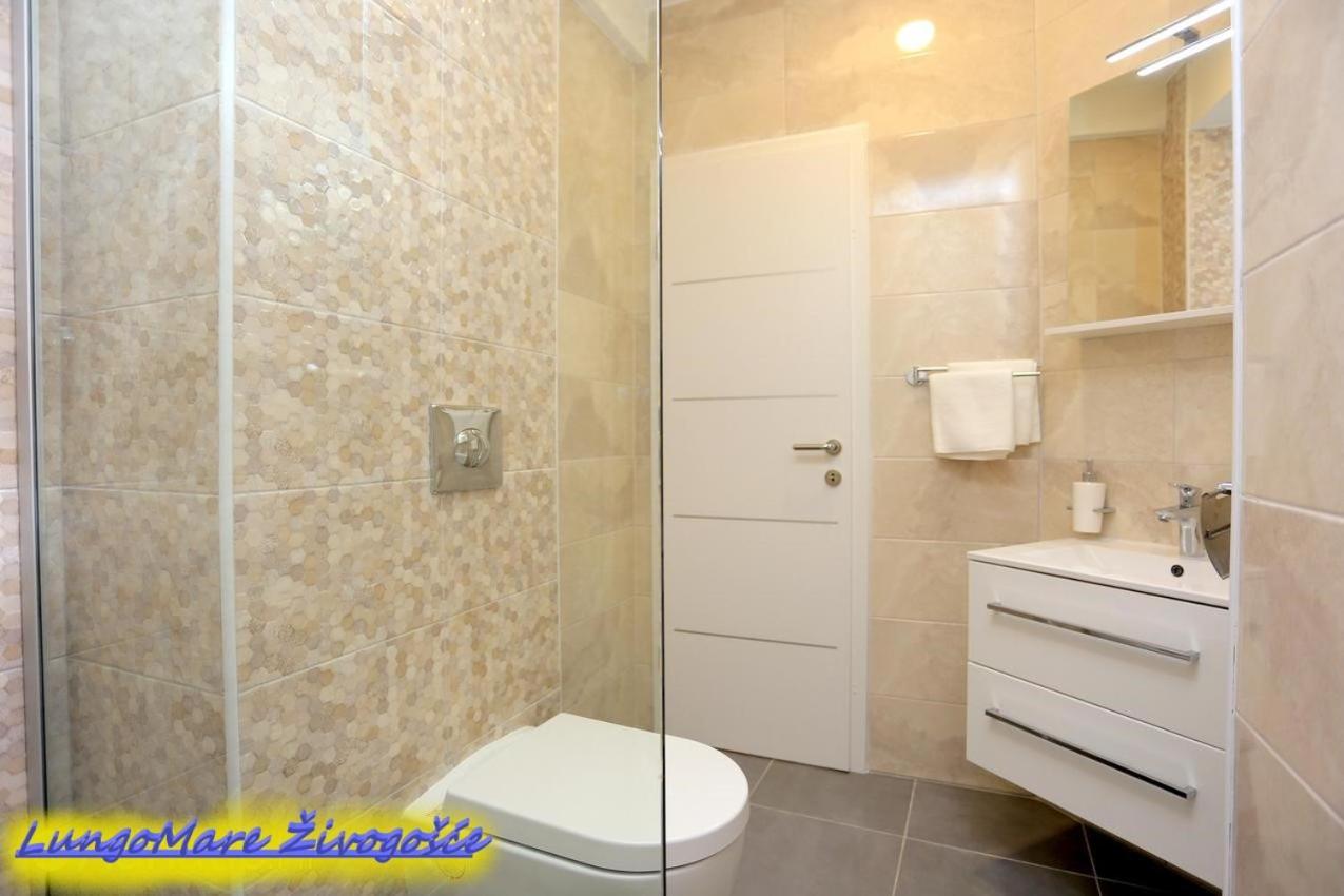 Apartmants Villa Lungo Mare Живогоще Екстер'єр фото